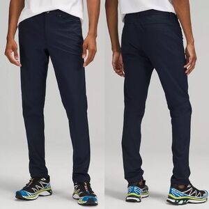 Lululemon Men's Blue ABC Slim-fit 5 Pocket Pant Warpstreme Short 32" Waist 28" L